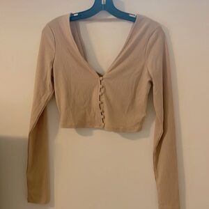 2/$15 3/$20🌹 AFRM long sleeve crop button up tee